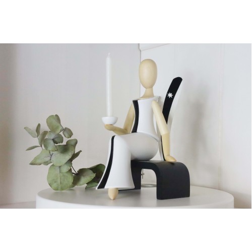 Sternkopf-Engel White & Black, sitzend mit Kerzenhalter